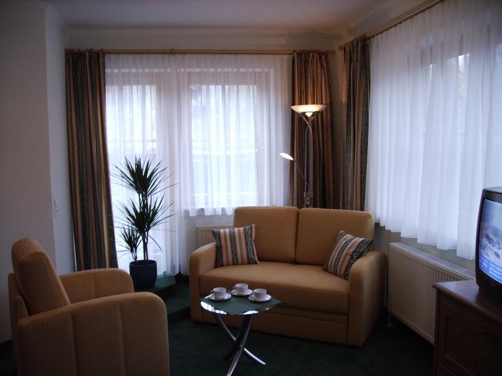 Pension Heidi Kaprun Room photo