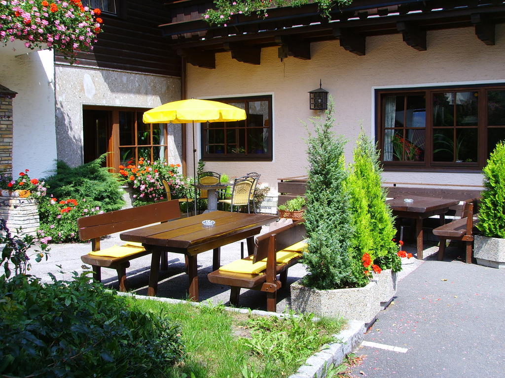 Pension Heidi Kaprun Exterior photo