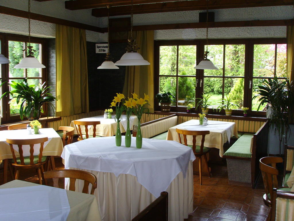 Pension Heidi Kaprun Exterior photo